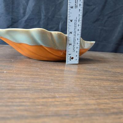 Vintage Pioneer 332 marked unique shaped serving bowl