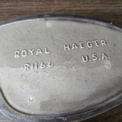 Vintage Royal Haeger R116 Marked lidded shallow dish