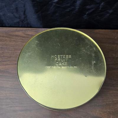 Authentic native handicraft Alaskan mask by Ruth Rulland - Anaktuvuk Pass in a protective tin