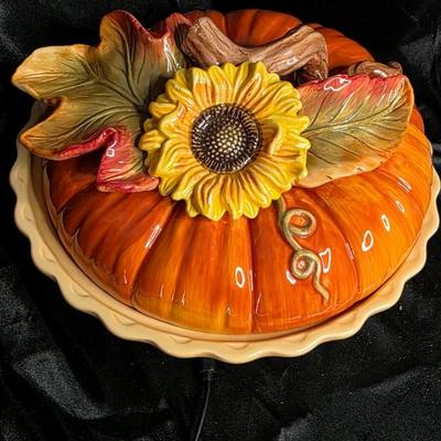 Cracker Barrel Bountiful Harvest Pumpkin Pie Dish - Sunflower and Leaf Ceramic Carrier