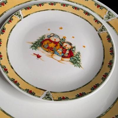 2nd Set - Gibson Snowman Frolic 16-Piece Stoneware Dinnerware Set - Boxed 4 Place Settings with Original Packaging
