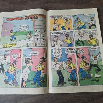 Collection of comic books - Quincy - Tiger - Beetle Bailey - Phantom