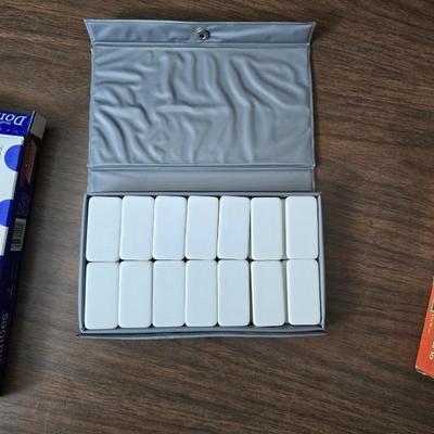 Hotshot Basketball - Where's Waldo on the beach - Dominoes and a few puzzles