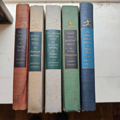 The Modern Library of the World's Best Books Collection (LR-JS)