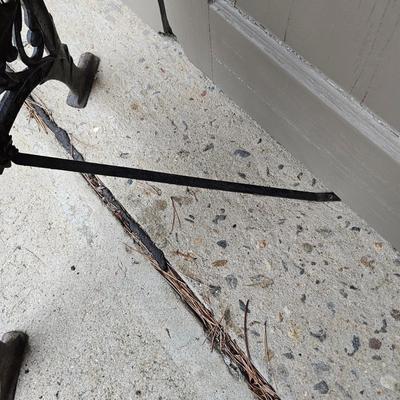 Pair of Wrought Iron Bench Ends & Supports (BP-JS)