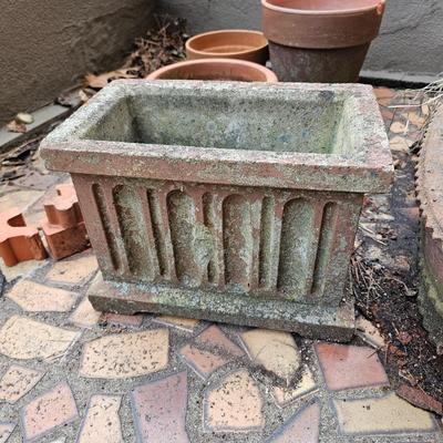 Selection of Terra Cotta & Concrete Pots & Planters (FP-JS)