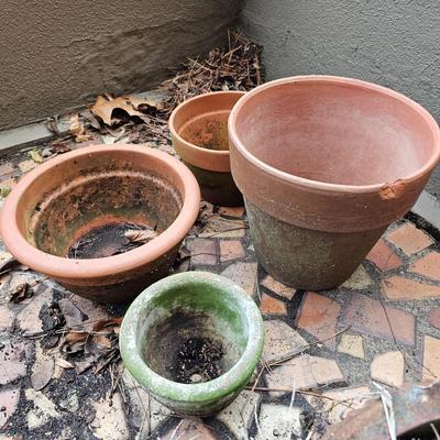 Selection of Terra Cotta & Concrete Pots & Planters (FP-JS)