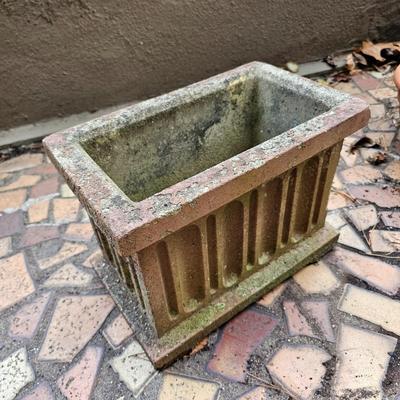 Selection of Terra Cotta & Concrete Pots & Planters (FP-JS)