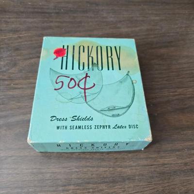 Crafting supplies - yarn - Photo album - ceramic letters with trays and much more