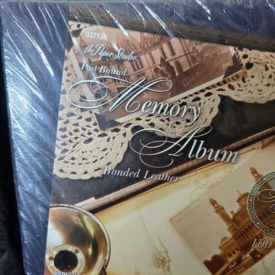 Crafting supplies - yarn - Photo album - ceramic letters with trays and much more