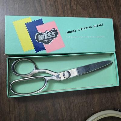 Crafting supplies - yarn - Photo album - ceramic letters with trays and much more