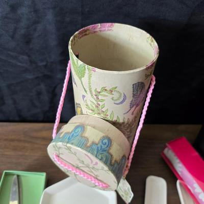 Crafting supplies - yarn - Photo album - ceramic letters with trays and much more