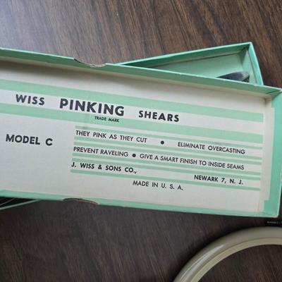 Crafting supplies - yarn - Photo album - ceramic letters with trays and much more