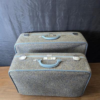 Vintage Ameilia Earhart nesting luggage set