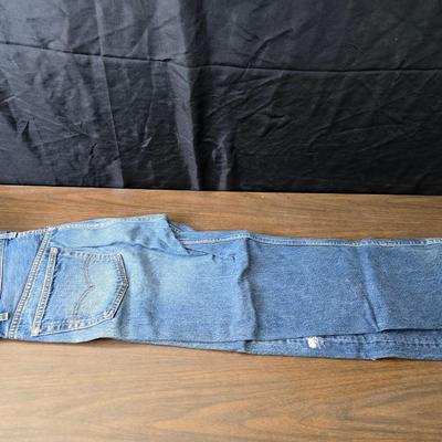 Four pairs of worn Levi Jeans size 38 x 33