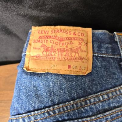 Four pairs of worn Levi Jeans size 38 x 33