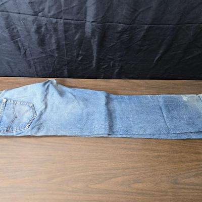 Five pairs of Levi Jeans - 38 x 33 and 36 x 33 really worn. Great for crafts & pocket quilts