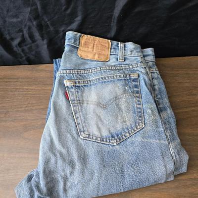 Five pairs of Levi Jeans - 38 x 33 and 36 x 33 really worn. Great for crafts & pocket quilts