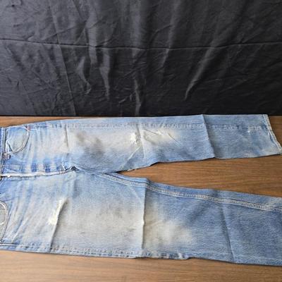 Five pairs of Levi Jeans - 38 x 33 and 36 x 33 really worn. Great for crafts & pocket quilts