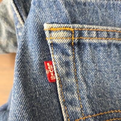 Five pairs of Levi Jeans - 38 x 33 and 36 x 33 really worn. Great for crafts & pocket quilts