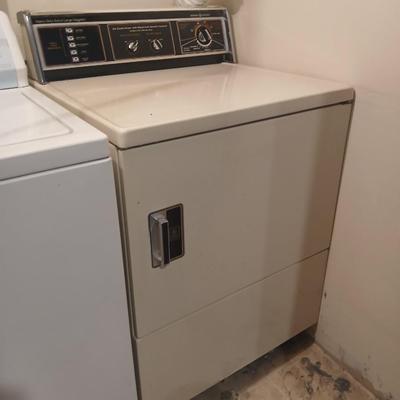 General Electric DDE 9200GDLAD Clothes Dryer