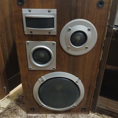 Modular component systems home stereo system - nice compete stereo until in working condition!