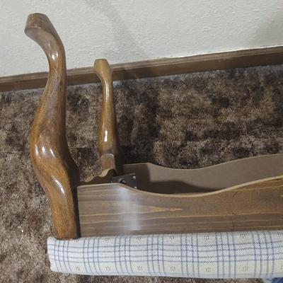 Rose hill co. fabric seated claw foot bench