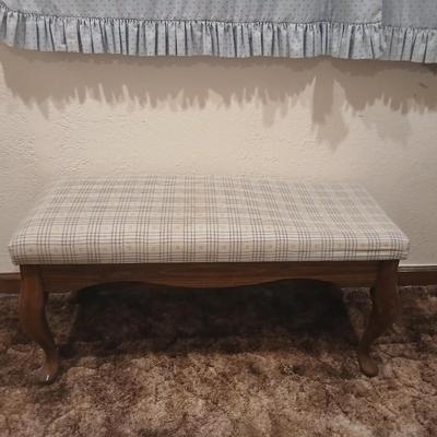 Rose hill co. fabric seated claw foot bench