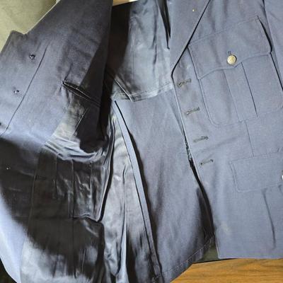 Vintage US Air Force wool blend service dress jacket.