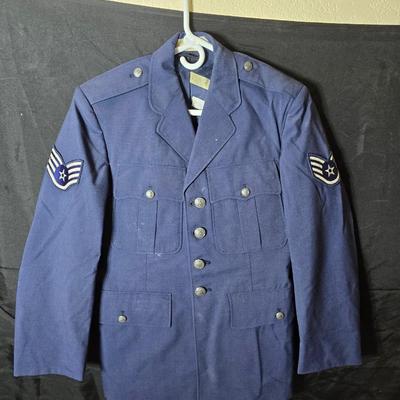 Vintage US Air Force wool blend service dress jacket.