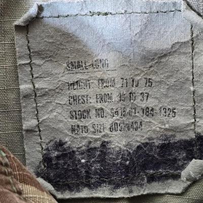 Four vintage USMC brown-dominant ERDL jungle jackets with a pair of pants - see photos for sizes