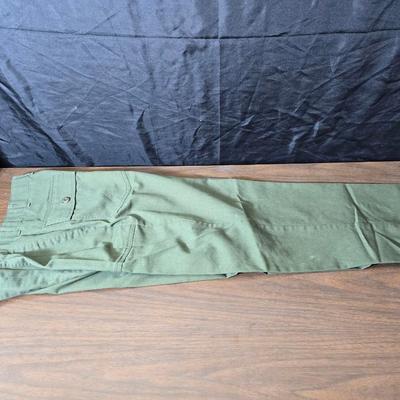 Collection of US Army OG-107 or OG-507 utility uniforms, including shirts and trousers. - See photos for size