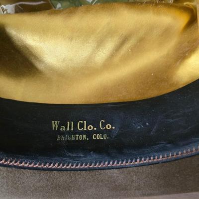 Wall Clo. Co. Brighton Colorado - Mirakal process waterproofed Dupont Quillon genuine imported fur hat