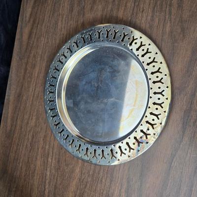 Wheat grass windmill with long accent mirrors - smaller accent mirrors with wheat and a when themed candle holder