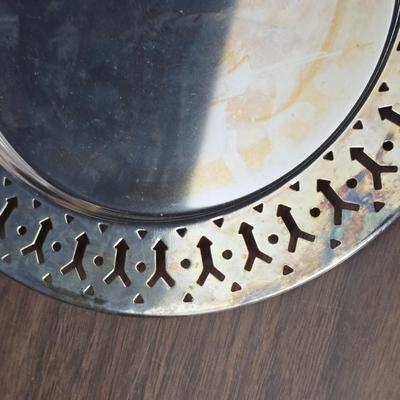 Wheat grass windmill with long accent mirrors - smaller accent mirrors with wheat and a when themed candle holder