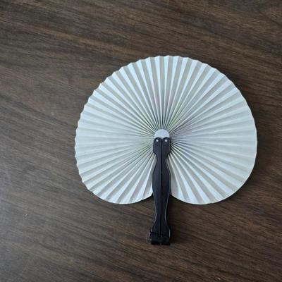 Two vintage prints featuring the "Daffodils" illustration by artist Mary Lou Goertzen with matching vases and more