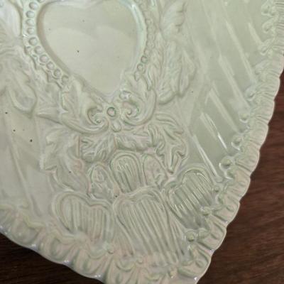 Two vintage prints featuring the "Daffodils" illustration by artist Mary Lou Goertzen with matching vases and more