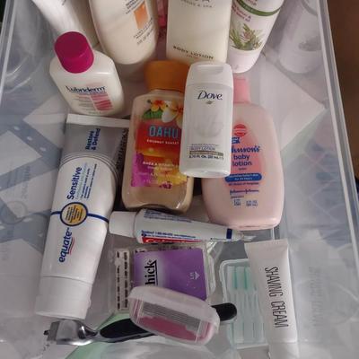 MORE TRAVEL SIZE HYGIENE, JERGENS, BABY LOTION, PONDS FACE CREAM AND MORE,!