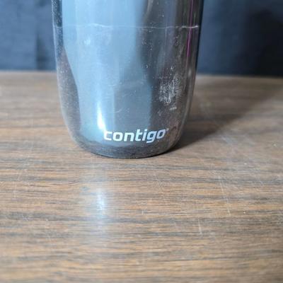 Large collection of water bottles - Great replacements for kids at school - and two plastic pitchers with lids