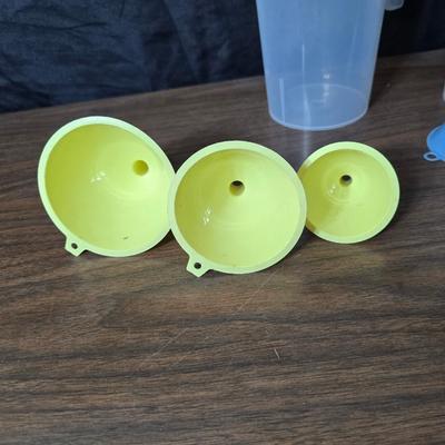 Large collection of water bottles - Great replacements for kids at school - and two plastic pitchers with lids