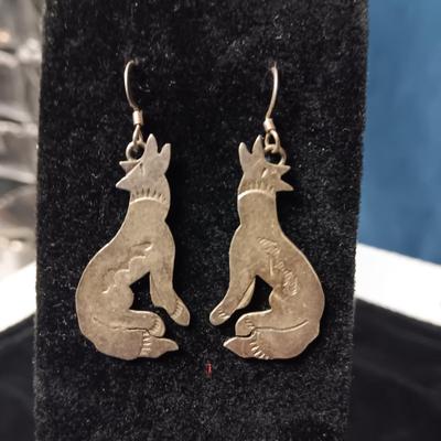 NATIVE AMERICAN CRAFTED STERLING COYOTE EARRINGS AND BEADED PIERCED EARRINGS