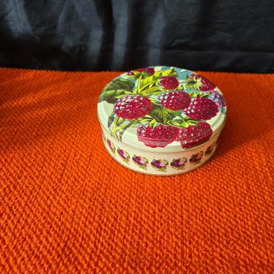 Leaf bowl - glass leaves - large mesh platter and more