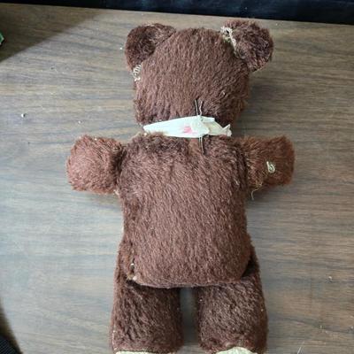 Children toys - New auto racing game - bottle - pacifier - assortment of vintage plush animals - backpack - puzzles- sports fan items and...