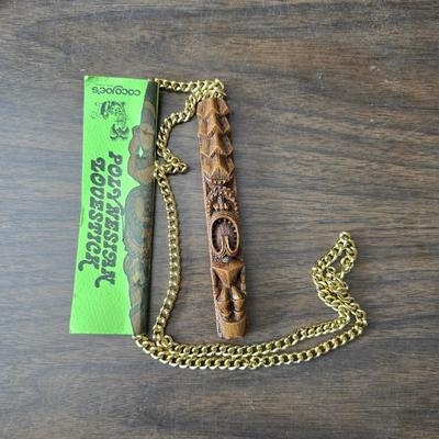 Small trinkets & collectibles - Brooch pin - vintage box with tools - necklaces - soaps - compacts and more