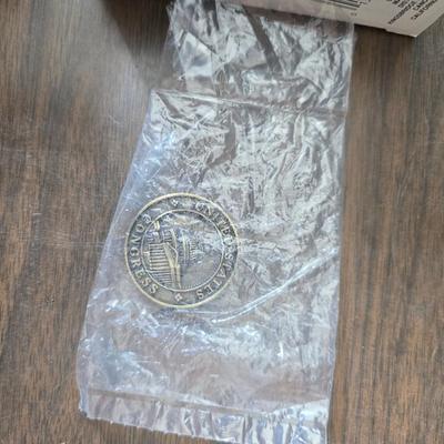 New Old timer pocketknife - large tooth necklaces - Coin counter = wallet and a new smart bracelet