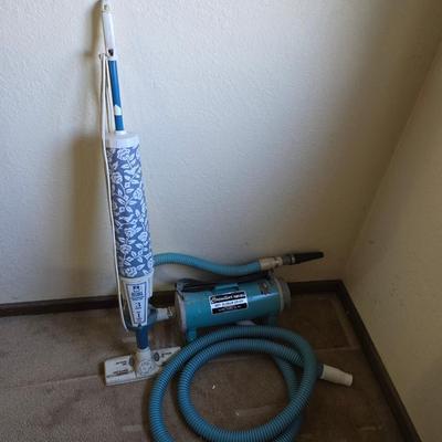 Vintage Regina Eletrikbroom vacuum cleaner - 3 speeds 1 power plus - Circuiteer livestock portable hot blower-dryer