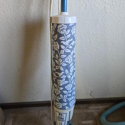 Vintage Regina Eletrikbroom vacuum cleaner - 3 speeds 1 power plus - Circuiteer livestock portable hot blower-dryer