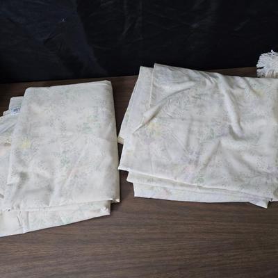 Vintage textured Chenille bedspread with several sheet sets and two vintage throw pillows