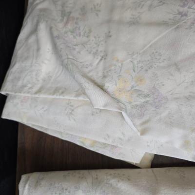 Vintage textured Chenille bedspread with several sheet sets and two vintage throw pillows