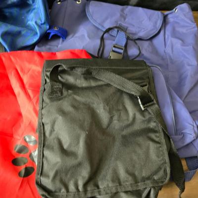 Overnight and fast trip bags - backpack - smaller bags for organizing